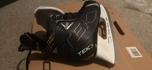 v3.0 Men’s Ice Skates62864743988226123