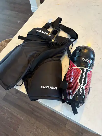 youth large hockey gear , View more