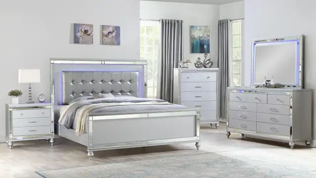 GRANDES VENTES DE SET DE CHAMBRE A DES PRIX IMBATTABLES in Beds & Mattresses in City of Montréal - Image 7