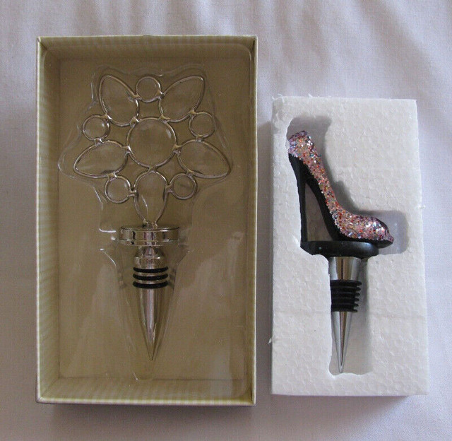 Wine Bottle Stopper Leaded Crystal Glitter High Heel Choice in Arts & Collectibles in Saint John