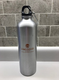 NEW - Stainless Steel Water/Liquid Bottle - 26 OZ - Clip