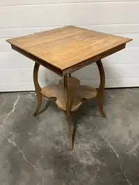  Parlour table