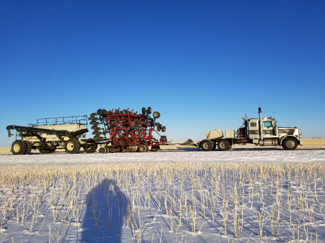 Farm Machinery Ag Agriculture & Equipment Hauling or Towing in Farming Equipment in Saskatoon