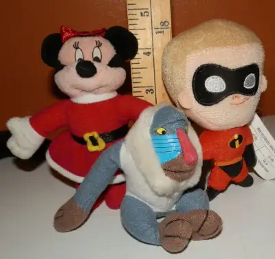 5 Small Disney Plush Toys - Minnie - Simba - Rafiki - Incredibles - Roo (Winnie-the-Pooh) $2 Each or...