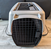 Pet carrier - hard sided