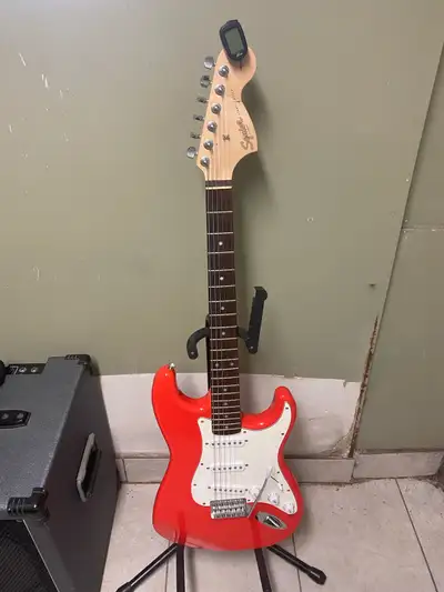 Squier Affinity Stratocaster , View more