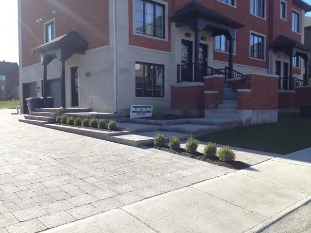 Magnifique 5 1/2 à louer à Val-Des-Brises, Laval avec garage Image# 1