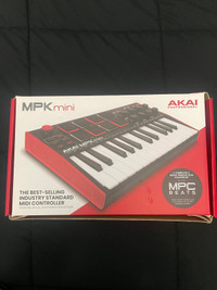 Akai MPK Mini Keyboard (24 Keys)