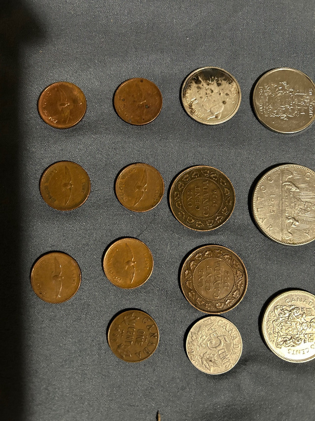 17 vielles Pièces de monnaie  dans Art et objets de collection  à Victoriaville - Image 3