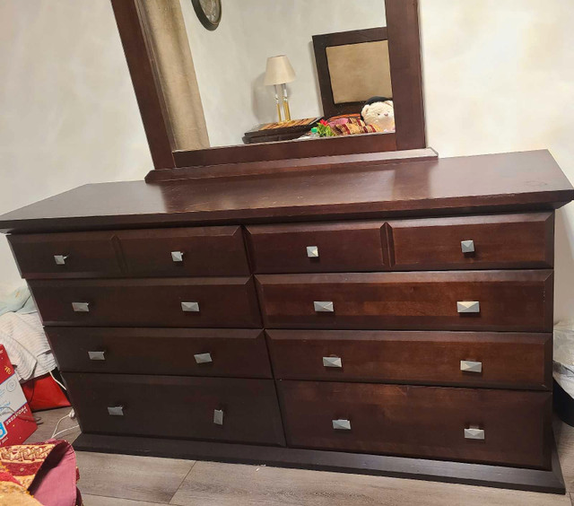 bedroom set queen $750 in Beds & Mattresses in Hamilton - Image 2