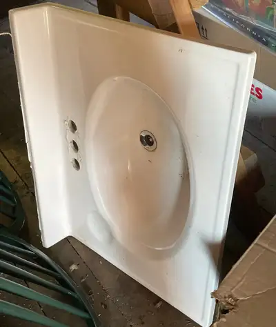 Pick up in Noelville. Bathroom vanity sink. Used, great shape needs a quick cleaning been in storage...