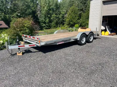 Excellent condition float trailer lightly used. I’m the second owner I just used it to move a sxs ar...
