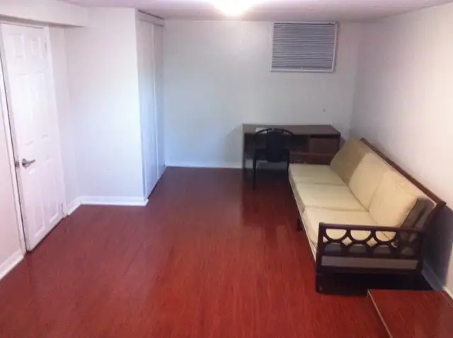 Room for 2 students or couple in a basement apartment in Room Rentals & Roommates in City of Toronto - Image 4