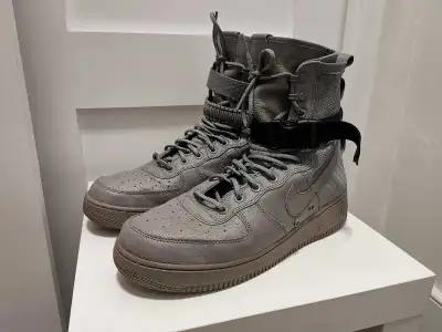 Nike Air Force 1 SF QS Dust Grey High Top Boots size 11.5, View more