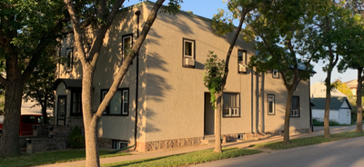 $1550 rent + power/ wifi, power, heat, water included $1550 damage deposit fridge, stove, washer, dr...