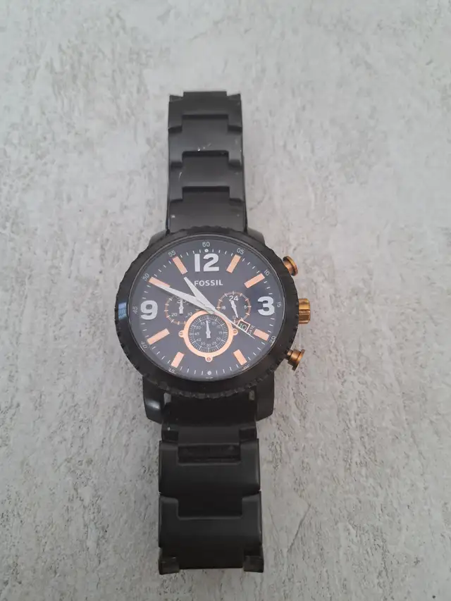 MONTRE FOSSIL POUR HOMME. LG in Jewellery & Watches in Longueuil / South Shore - Image 3