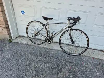 K2 Mach 2.0 alumn/carbon road bike (sm 18" frame), View more