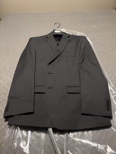 Selling some unworn clothing. I will be posting more items with pants and vests. Check out my profil...