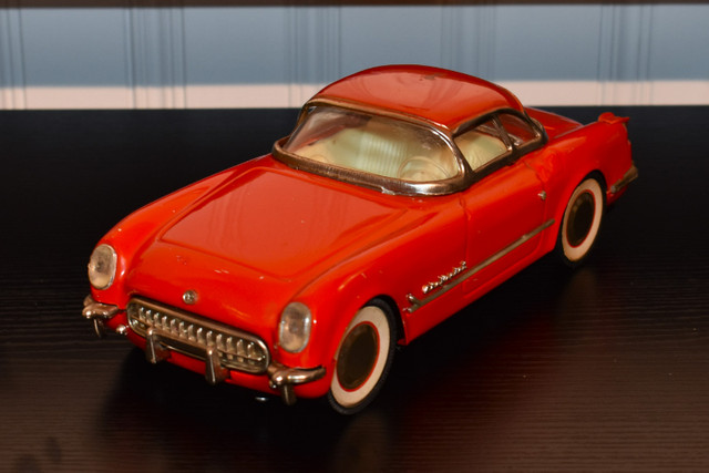 1/18 Scale Vintage Tin Friction Cars – Corvette, T-Bird, BMW 507 in Arts & Collectibles in Bedford - Image 2