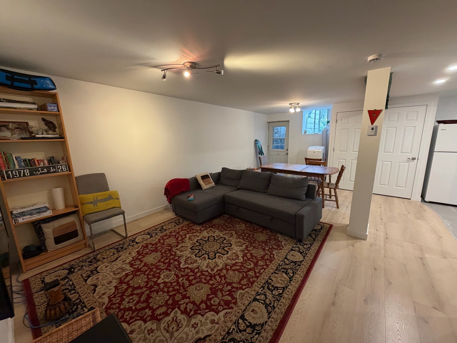5472 Av. 1re — photo 3