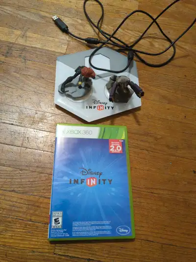 Disney Infinity 2.0 Xbox 360 game, base and 2 figures, View more