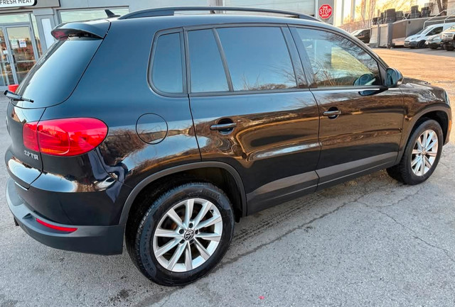 2013 Volkswagen Tiguan - Low kms - Black - Mint condition in Cars & Trucks in City of Toronto - Image 4