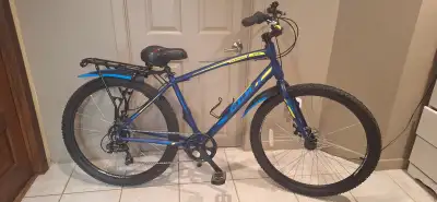 Vélo tout terrain en aluminium, Toute équipé ,comme neuf !, View more
