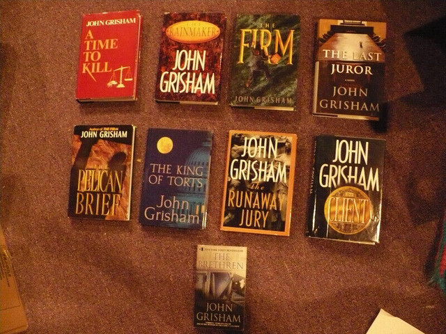 JOHN GRISHAM IN ENGLISH ( 9 books  $ 5.00 each ) dans Autre  à Longueuil/Rive Sud