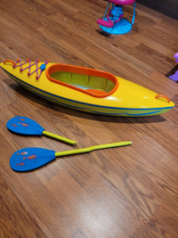 Maplelea kayak and paddle