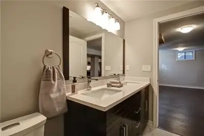 One bedroom basement apartment for rent Toronto richmondhill