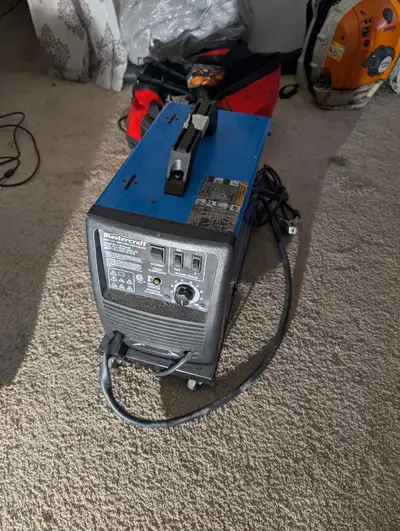 I'm selling a mastercraft mig/ flux core wire feed welder. It's in very good condition. Well maintai...