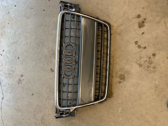 Audi A4 (B8) factory grille in Auto Body Parts in St. Albert
