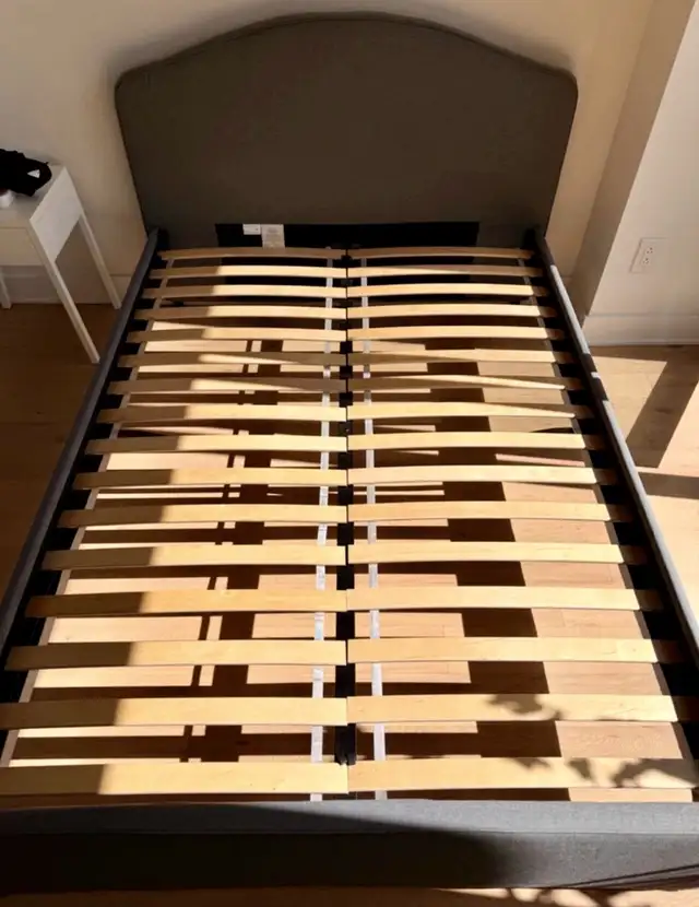 Lit double IKEA Bed + Matelas in Beds & Mattresses in City of Montréal - Image 3