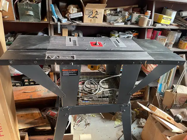 Router Table With Stand   LAST CHANCE.  MUST GO! in Power Tools in Calgary - Image 2