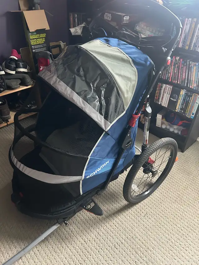 Schwinn bike trailer in Strollers, Carriers & Car Seats in Mississauga / Peel Region - Image 4