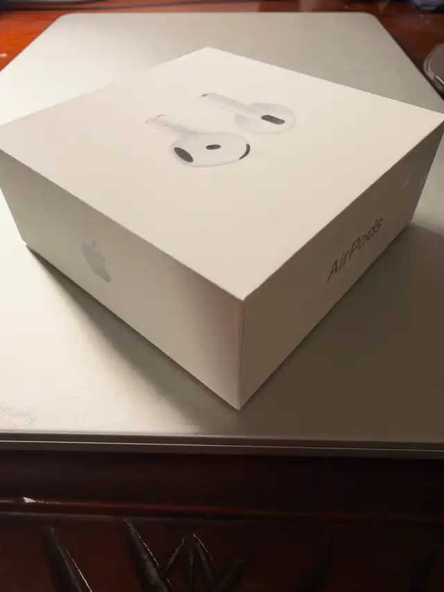 Apple AirPods 5576949635631042562