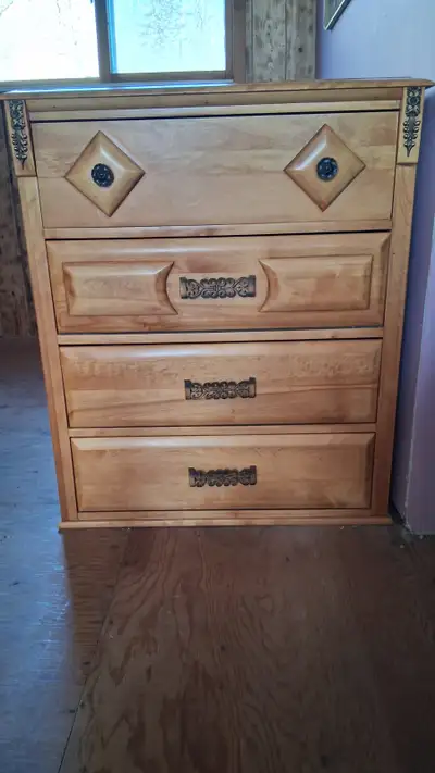 Ensemble de chambre a coucher, View more