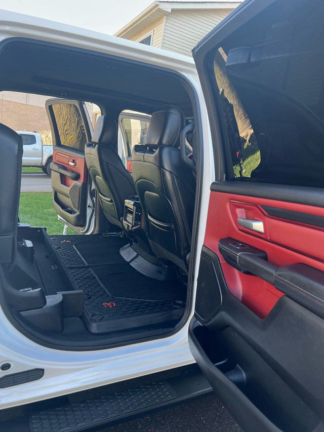 2019 Rebel Dodge Ram in Cars & Trucks in Oshawa / Durham Region - Image 4
