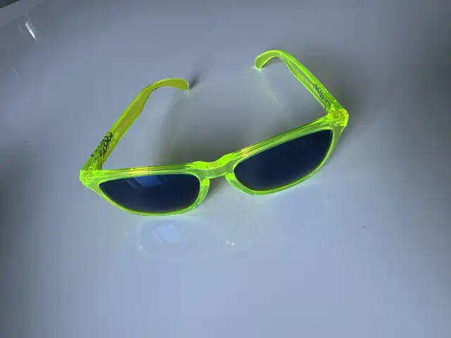 Oakley  Sunglasses (Holbrook) in Men's in Downtown-West End - Image 4