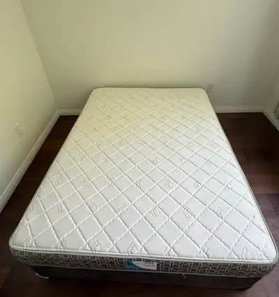 Barely Used Mattress Sets – Pickup Only, View more
