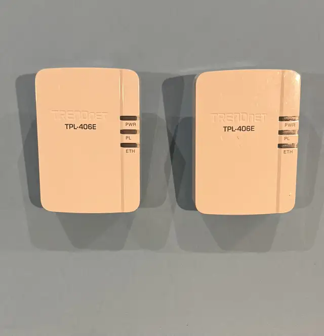 Trendnet TPL-406E in Networking in City of Toronto - Image 2