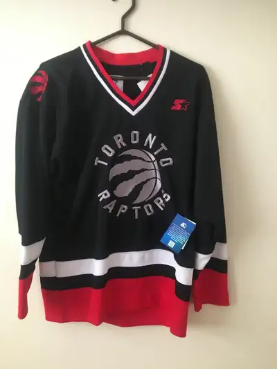 NEW VINTAGE 2017 TORONTO RAPTOR JERSEY HOCKEY STYLE MADE BY STARTER have been in storage in garment...