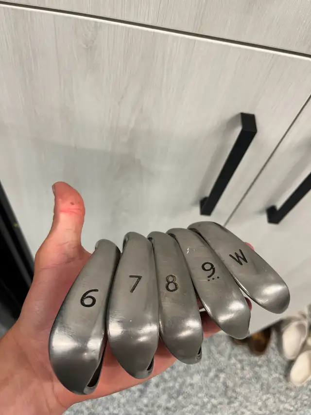 Ping G irons and Hybrid in Golf in Kitchener / Waterloo - Image 3