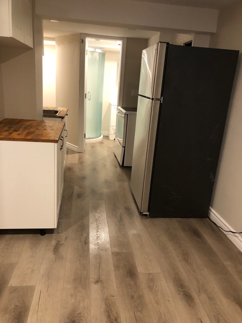Batchelor basement apartment in heart of north York ,yonge&steel Long Term Rentals City of