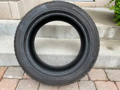 These four Continental Viking Contact winter tires in size 255/45R20 are in good condition with 8/32...