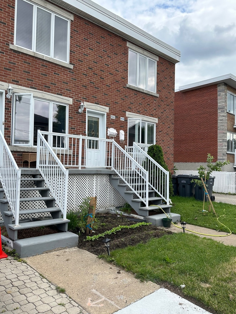 31/2 à louer à StHubert Locations longue durée Longueuil/Rive Sud