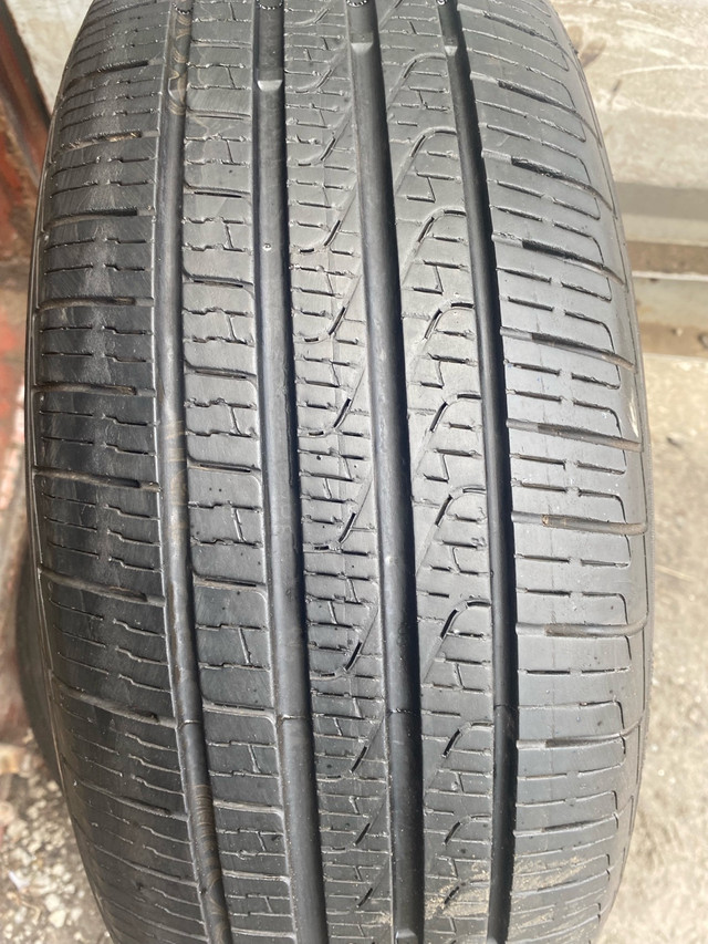 2 pneus d’été usagés à vendre Pirelli runflat 195/55R16 dans Pneus et jantes  à Laval/Rive Nord - Image 3