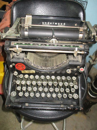 Machine à Écrire Underwood (c1930) - Fonctionne!