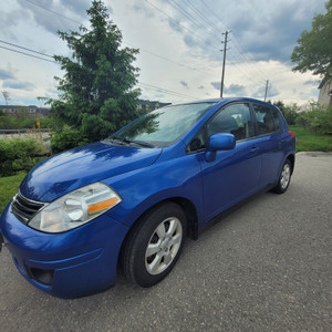 2011 Nissan Versa 1.8 SL