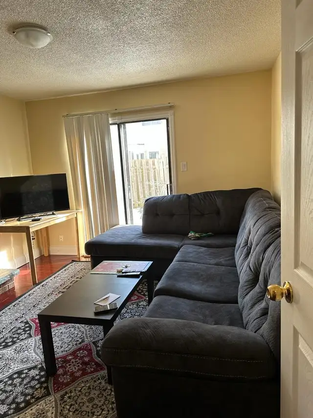 2 Bedroom house for rent in Brampton!
